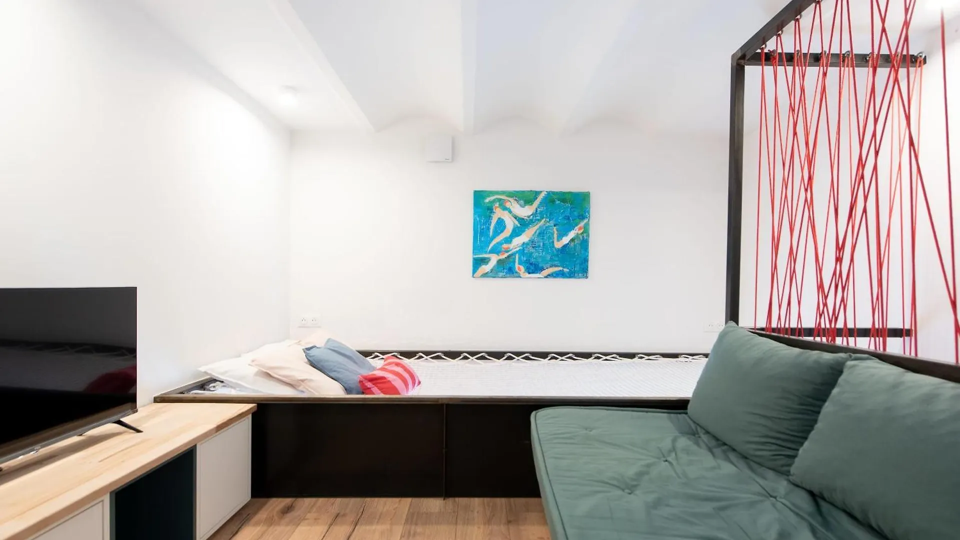 Apartment Le Chanceux Fabuleux Duplex En Design, Pour Loisir En Couple Ou Congres Cannes